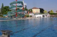 Freibad Schwechat - große Wasserrutsche